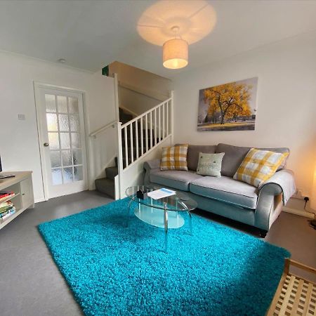 2 Bedroom Private House Near Bedford Town And Train Station 베드퍼드 외부 사진