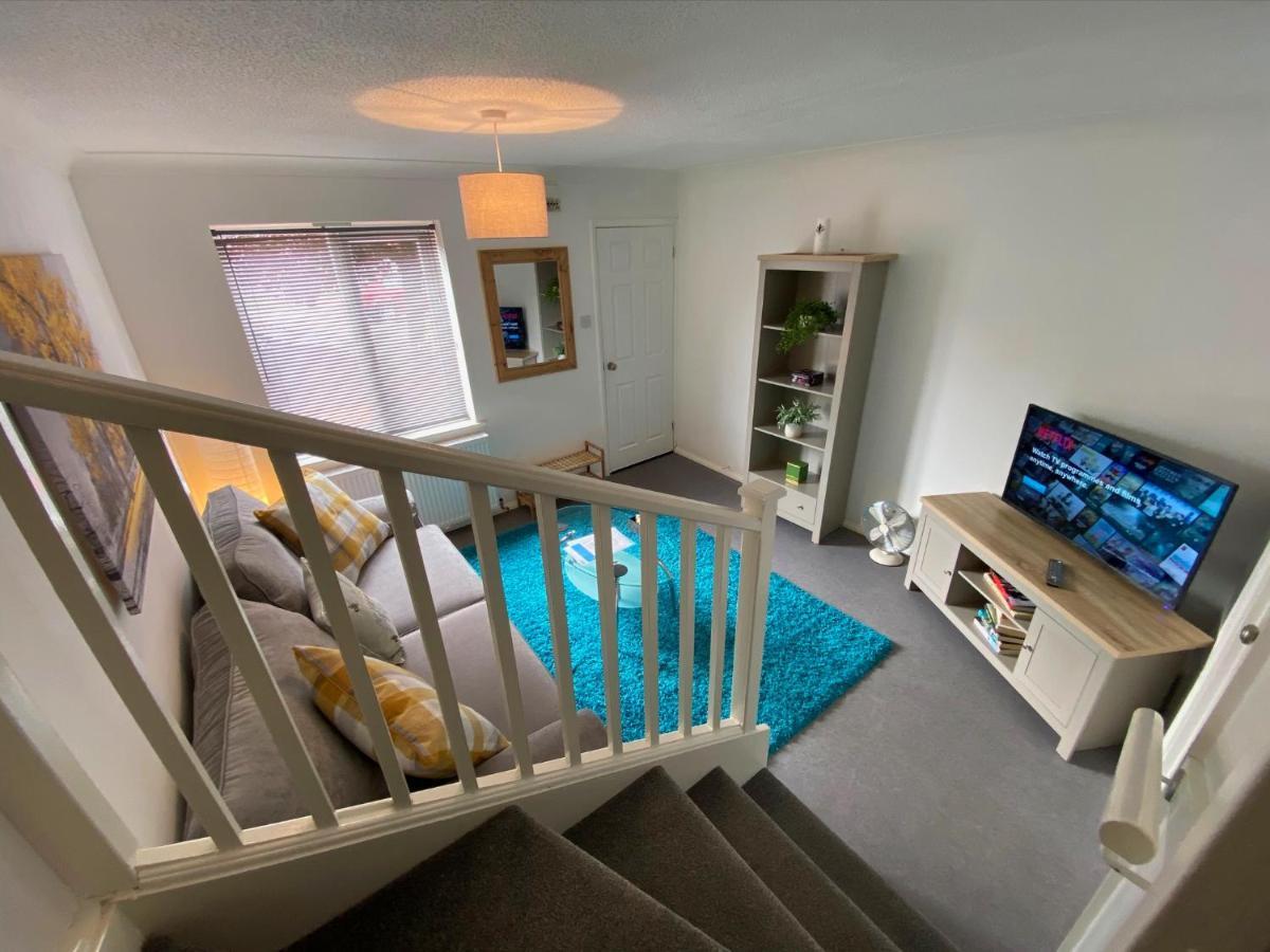 2 Bedroom Private House Near Bedford Town And Train Station 베드퍼드 외부 사진